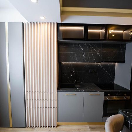 Filadelfia Apartment Suceava Exteriör bild