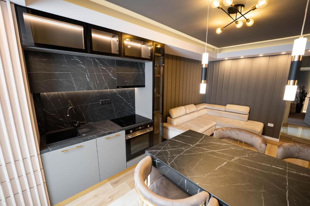 Filadelfia Apartment Suceava Exteriör bild